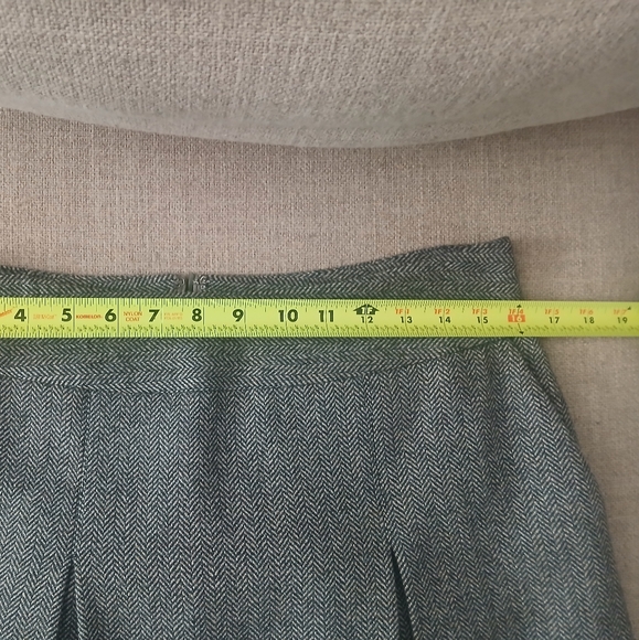 Brooks Brothers Pleated Wool Skirt - Picture 5 of 7